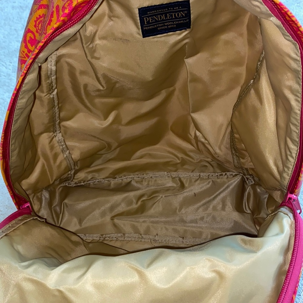 Pendleton Backpack - Picture 7 of 11